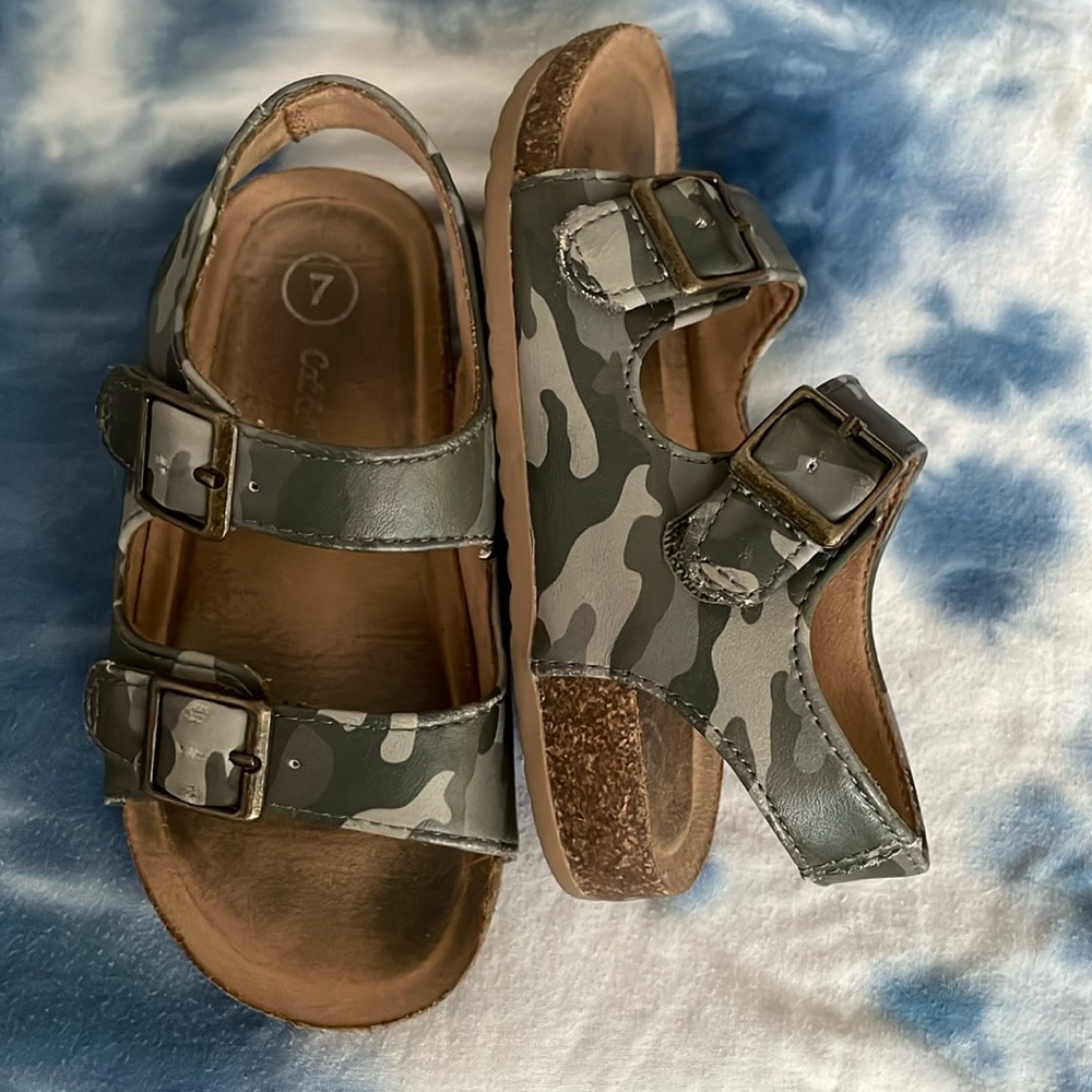 Cat and Jack burks toddler sandals 7C